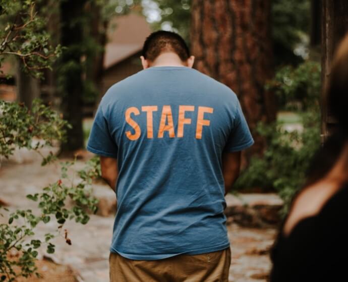 t shirt con stampa fronte retro per staff